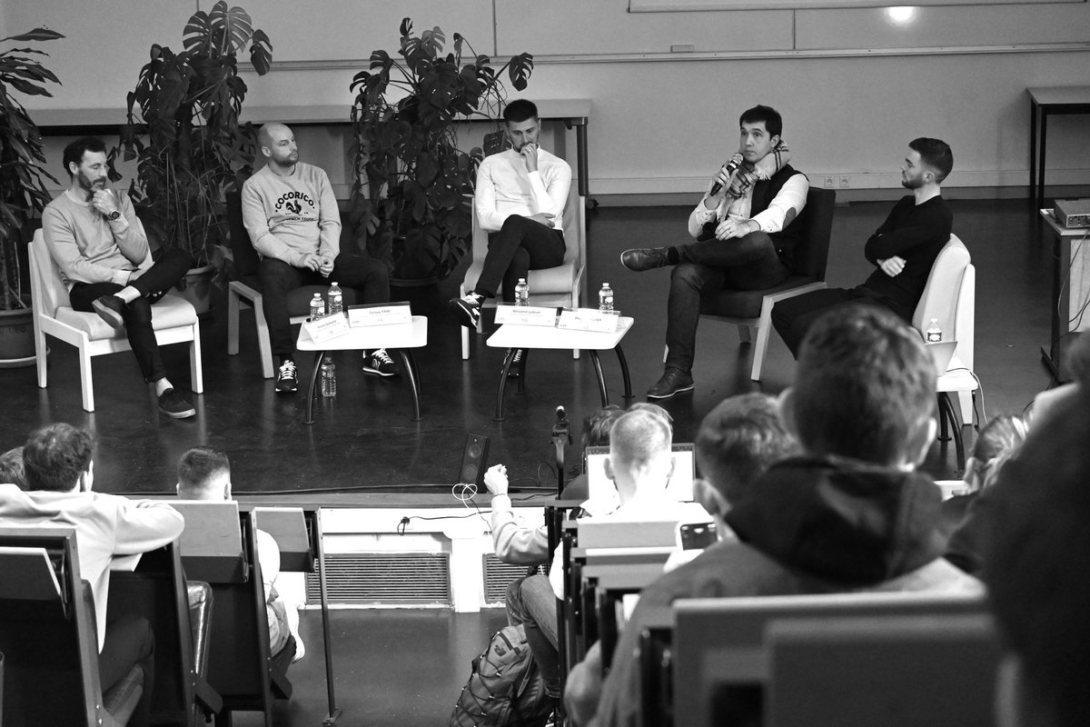 3A2P - CREAD (@3a2p_cread) on Twitter photo Au début du mois d’avril ont eu lieu les Journées du Master EOPS de l’<a href="/UBO_UnivBrest/">UBO - Univ. Brest</a>. Plusieurs membres de <a href="/3A2P_CREAD/">3A2P - CREAD</a> ont participé aux différentes tables rondes organisées. Bravo aux étudiants pour l’organisation !
▶️vidéos de la journée : youtube.com/channel/UCMqT1…
<a href="/FSSEBrest29/">FSSEBrest29</a> Au début du mois d’avril ont eu lieu les Journées du Master EOPS de l’<a href="/UBO_UnivBrest/">UBO - Univ. Brest</a>. Plusieurs membres de <a href="/3A2P_CREAD/">3A2P - CREAD</a> ont participé aux différentes tables rondes organisées. Bravo aux étudiants pour l’organisation !
▶️vidéos de la journée : youtube.com/channel/UCMqT1…
<a href="/FSSEBrest29/">FSSEBrest29</a>