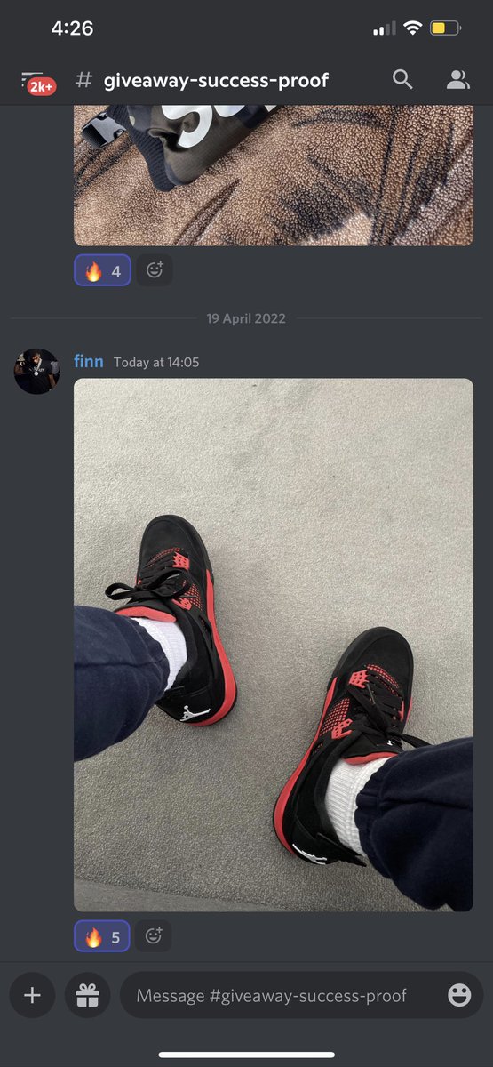 SwiftNotifyUK's tweet photo. Winner Spent His Prize Money On Jordan 4 Red Thunders🥶 https://t.co/edb6QyPIwL