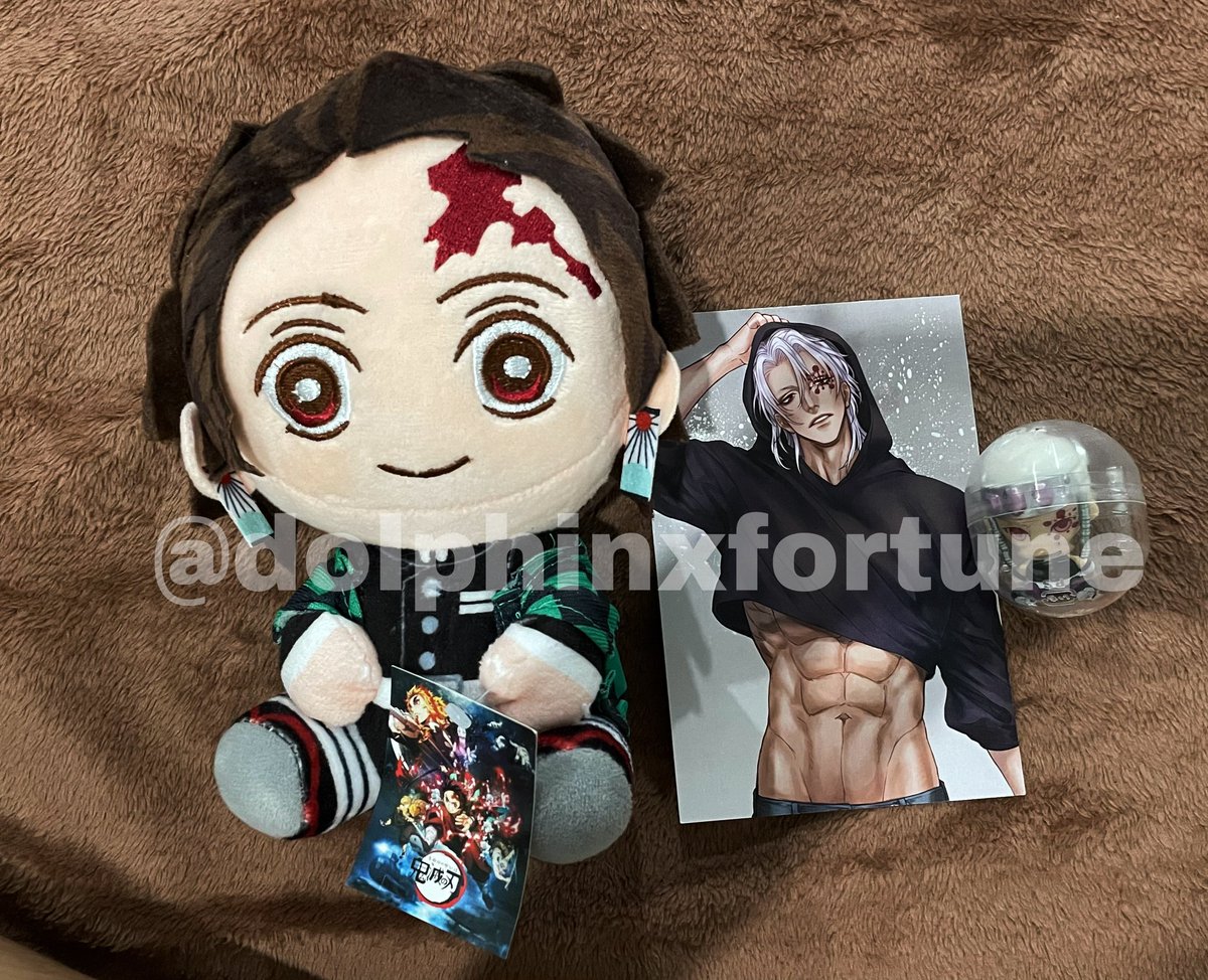 “ ของแถมเซ็ทไยบะ “
- เหมาตุ๊กตา 3 ตัว แถม ตุ๊กตาทันจิโร่
- เหมาเซ็ทของกู้ด แถม กาชาอุซุย
- เหมาทั้งหมดในรูปเซ็ทไยบะ แถม ทุกอย่างในรูปนี้ (ตุ๊กตา,โปสการ์ด,กาชา)