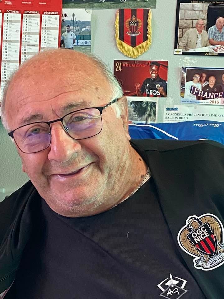 cestrosi's tweet photo. Triste d'apprendre le décès de Dédé Donati, figure historique de l'association @ogcnice. Un éducateur extraordinaire dont tous ceux qui sont passés par le Gym gardent un souvenir. Ce club, la transmission, c'était sa vie. Pensées pour son fils Jean-Luc et toute sa famille. https://t.co/aLIvPbi4KB