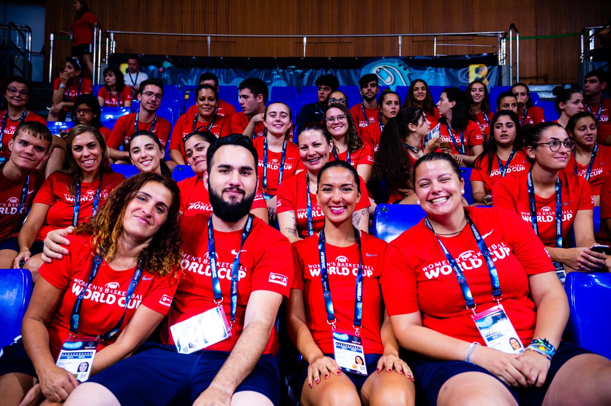 Want to be part of the action when the #FIBAWWC hits Sydney in September? 👀

Volunteering is one of the best ways to get behind the scenes and get involved 🙌

You can apply for a variety of roles until May 20th! Find out more here 👉 bit.ly/FIBAWWC-Volunt…
