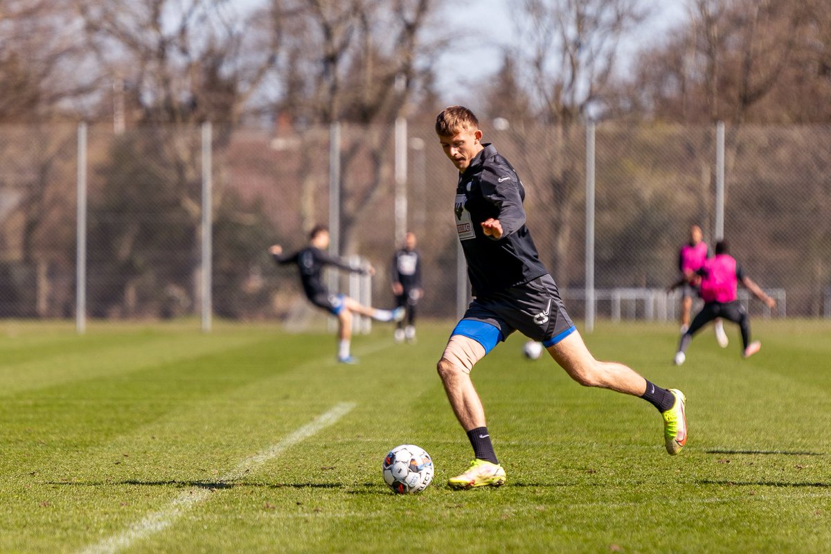 Tilbage på banen 💪

<a href="/mattiijoe/">Mathias Jørgensen</a> 🔵⚪️