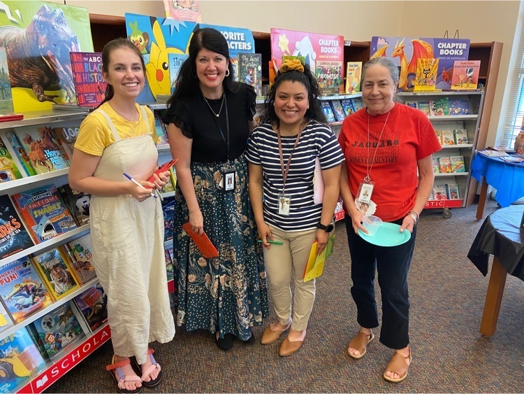 JonesTylerISD's tweet photo. Our Jones staff enjoyed refreshments and fellowship while getting a sneak peek at our spring book fair. Reading is Magical! https://t.co/K0pKN3Vg8i