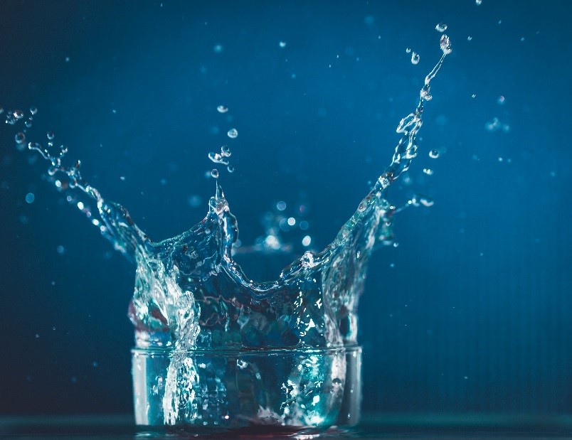 Spetterende proefjes en activiteiten! Deze meivakantie gaan we ons, samen met Wetterskip Fryslân, bezig houden met het thema Schoon Water. (dagelijks van 30 april t/m 6 mei, met uitzondering van 5 mei, dan zijn we gesloten).