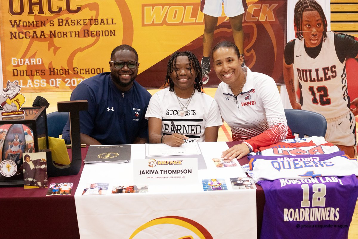 Felicia22147837's tweet photo. It takes a Village❤️😍🏀🙌🙏 Congratulations @hoops4kiya1 @PeytonOverton1 @Paris_Jones2 @mrsnmmoore99 @Vmoore_03 @hoopwithkay @MaurdaishaP1 @faith_theonly1 @ChristinaJamer4 @Coach_JDavidson @CoachJaySimon @CoachBTucker @DullesGBB @FBISDAthletics @soverton5 https://t.co/RbradYyGXw