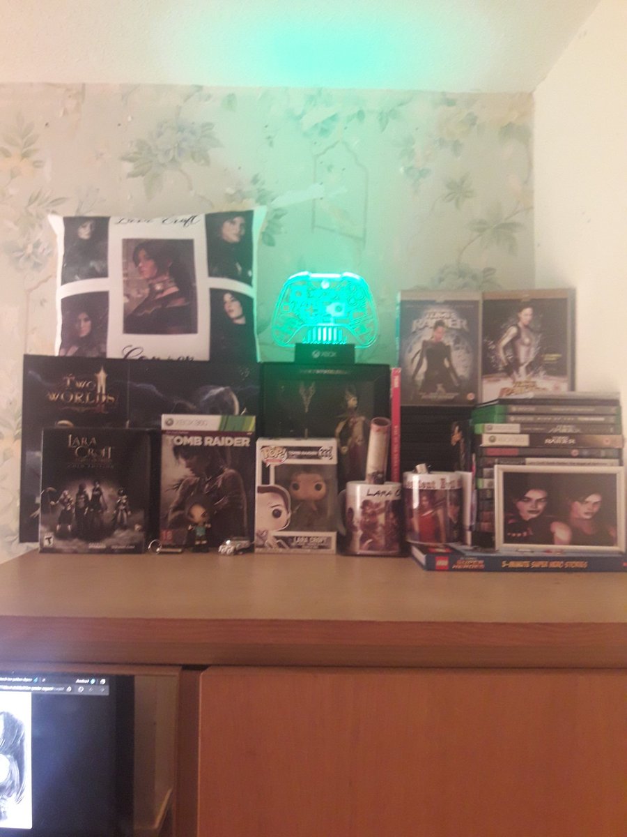 Caceytorr2011's tweet photo. My tomb raider collection https://t.co/upd4qBJlwo