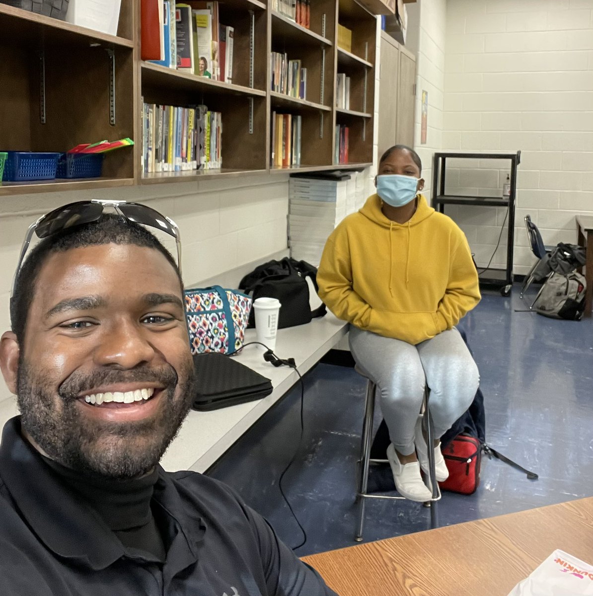 brandoncparham's tweet photo. Enjoying Senior Takeover Day @ELHS_HCS with the best! I love when our students engage in opportunities to lead and give back. Thank you AL and @math_with_mrs_r ! 😁#ELHSSOAR #SeniorTakeover @DrKeshaJones1 @KindraTukes @RWilliams_EDS @Courtneyque1 @MrArnoldtheGol1 https://t.co/9bg4kthJld