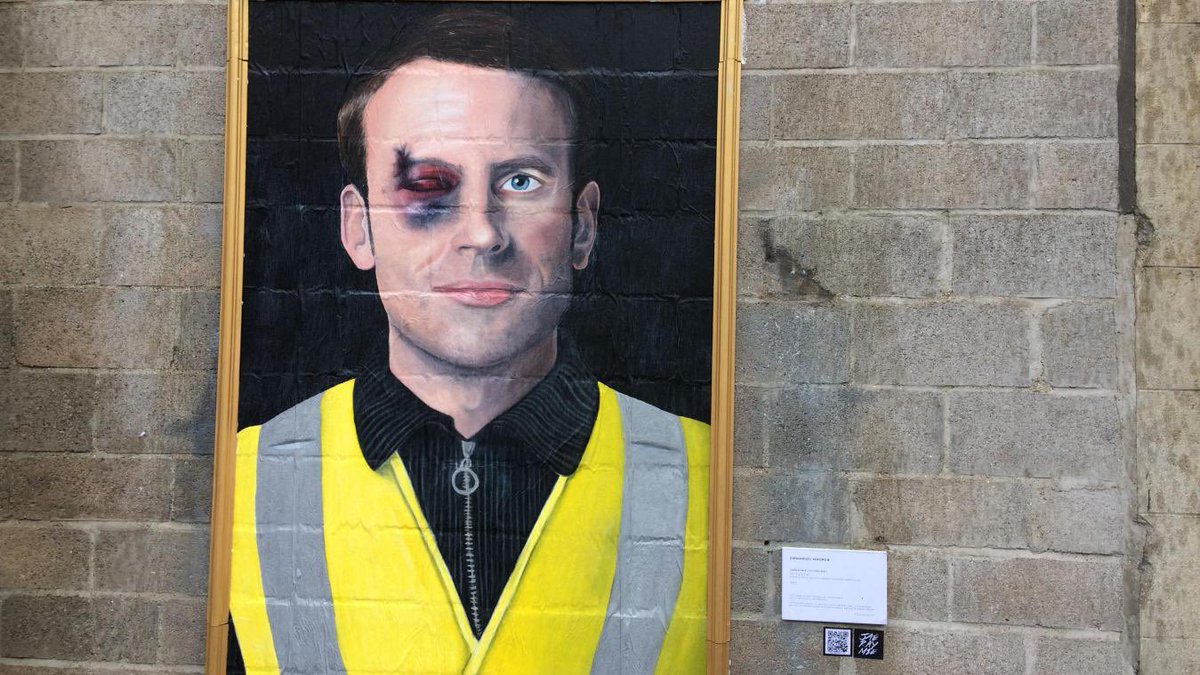f_philippot's tweet photo. Macron a tout fait pour cacher cette peinture qui le dérange profondément ! Elle a même été recouverte.
➡️ Je vous propose que, durant ces dernières heures de campagne, on la rediffuse absolument partout ! Rafraîchissons les mémoires ! ⤵️ https://t.co/JpDp2k1ZLX