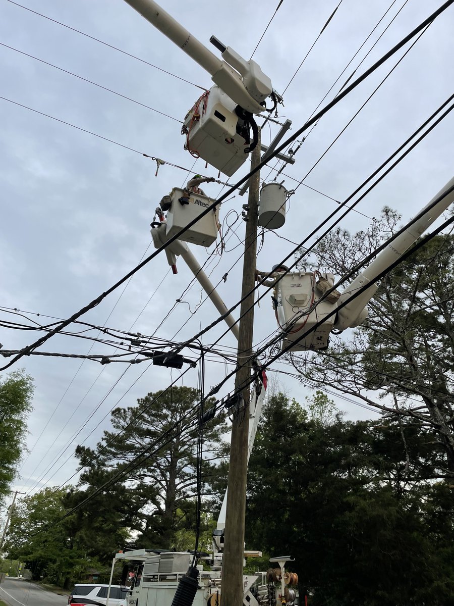A suspect running from Opelika police struck and broke an OPS pole on the corner of Jeter Street and Raintree Street around 3:00AM. OPS Crews have been onsite since 4:00AM replacing the pole, damaged equipment, and powerlines to restore power.