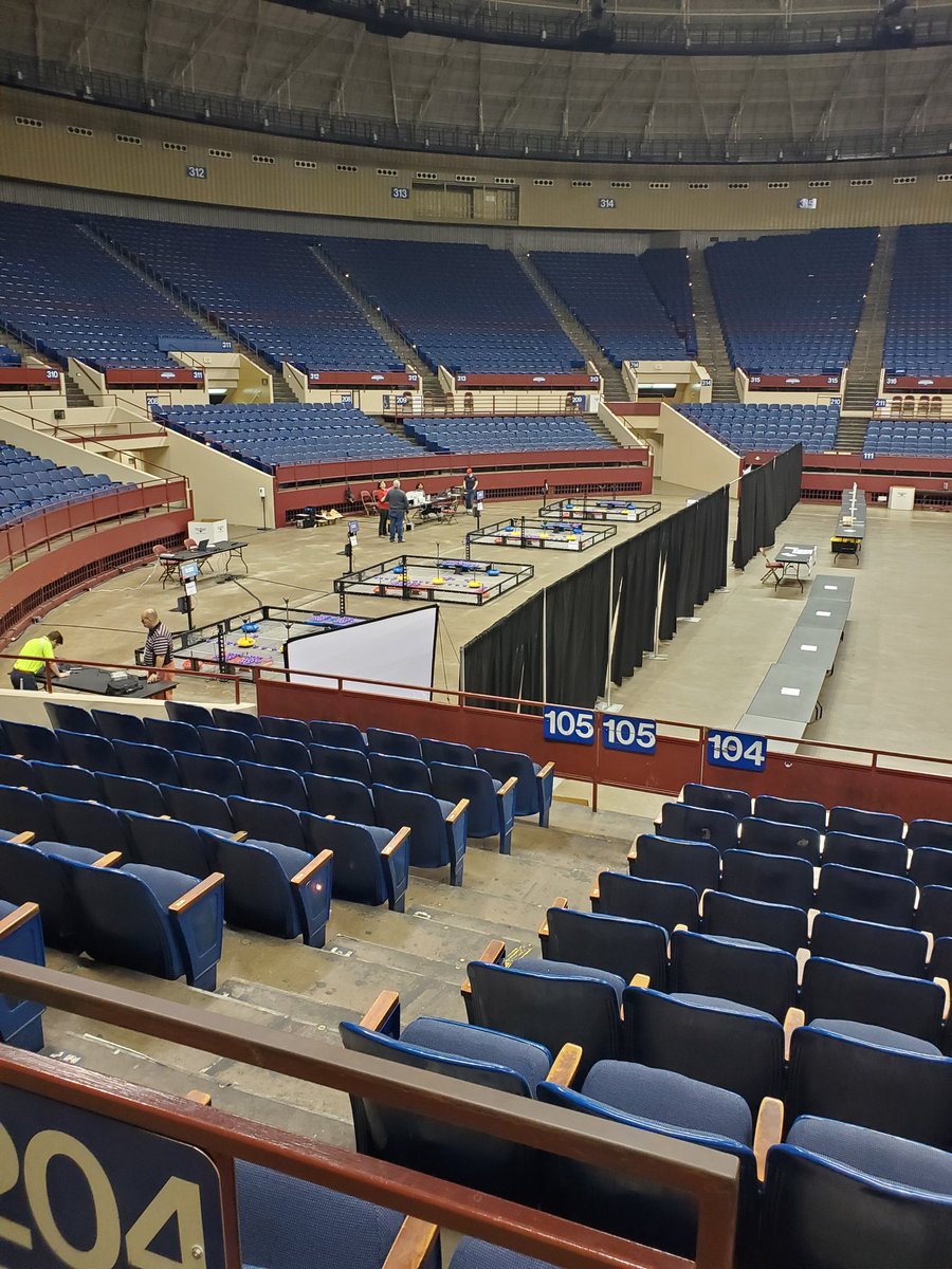 MrCTE1's tweet photo. Robotics Battlefield TSA #Blanson #blansoncte https://t.co/qOSJeN0Ji2