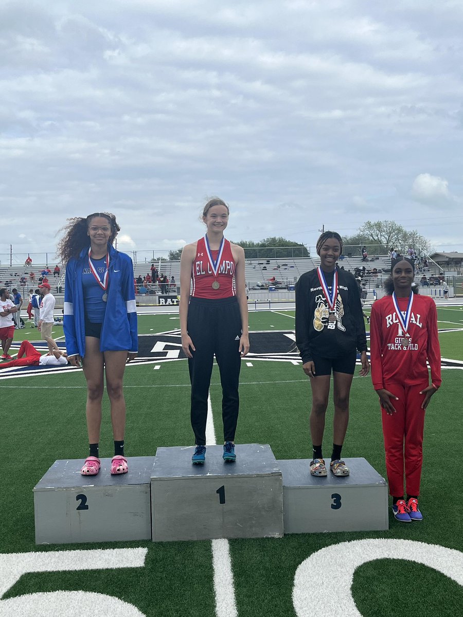 NavasotaV's tweet photo. Congrats to our very own Kylie Walter-Steptoe on qualifying for the regional track meet in the high jump!!!!
#RattlerVolleyball #WeAreNavasota #RattlerNation #BrickByBrick https://t.co/kNqgEWNxWo