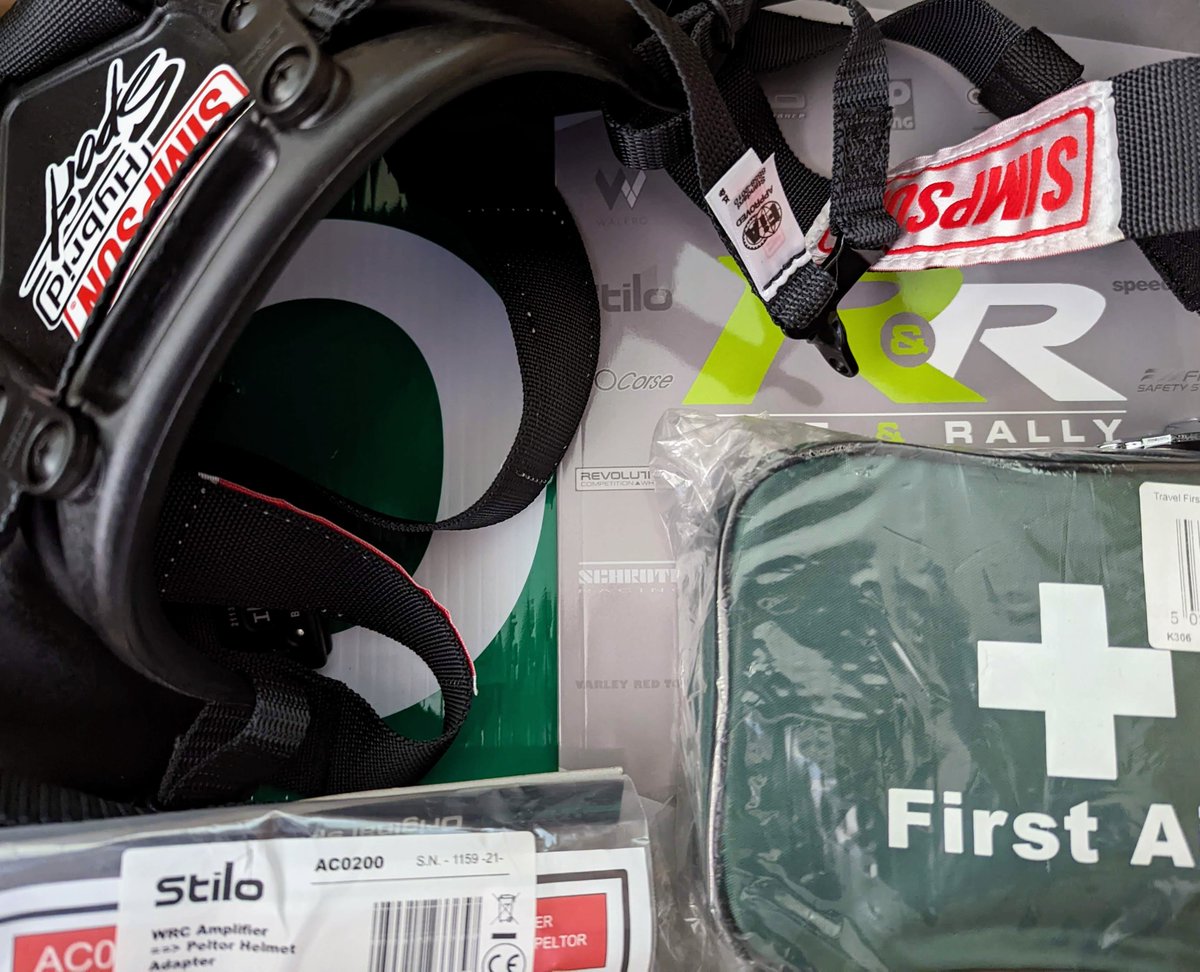 NeilBurgess's tweet photo. An exciting box of goodies has arrived from @raceandrallyni π
#rally #simpson #simpsonhybrid #stilo #firstaid #sosok #rallypack #scrutineering #motorsport #rallybuild #raceandrally #warningtriangle #motorsportkit #rallylife #brc #wrc #hans #safety #headandneck #restraint https://t.co/jQspsyMfkA