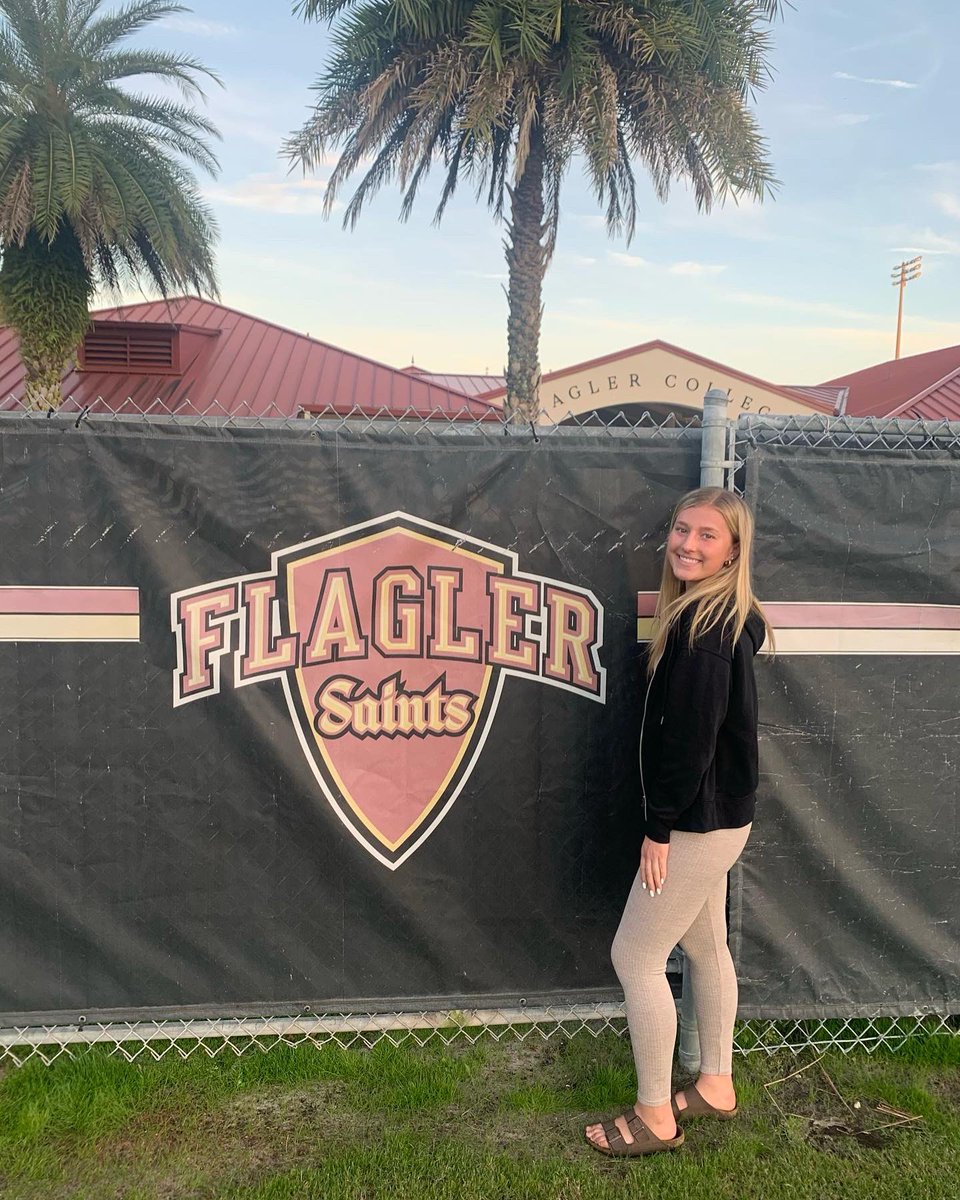 OEHSGirlsSoccer's tweet photo. SENIOR SPOTLIGHT🤩🤩

#4 captain Mikayla Lambert

Pregame song: All Of the Lights by Kanye West
Gameday routine: I have a Celsius before every game
Best OE Soccer memory: winning all conference last season
Future plans: continuing academic and athletic career at Flagler College https://t.co/caI2lXBgWx