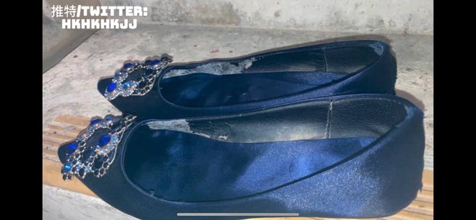 出山後.射鞋升級 #1   射鞋影片 陸續推出  冒死晚上跟蹤美OL射鞋 鞋子著得超殘舊,而且插射怕會壞掉的鞋子...😅😅😅 爽死了  片/圖片 完整版詳情請DM  #扫楼 #恋足 #打胶  #原味 #射鞋<a href="/tag/%E5%8E%9F%E5%91%B3"class="tags"><span>#原味</span></a><a href="/tag/%E6%81%8B%E8%B6%B3"class="tags"><span>#恋足</span></a><a href="/tag/%E5%B0%84%E7%B2%BE"class="tags"><span>#射精</span></a><a href="/tag/%E5%8E%9F%E5%91%B3%E4%B8%9D%E8%A2%9C"class="tags"><span>#原味丝袜</span></a><a href="/tag/cumshoes"class="tags"><span>#cumshoes</span></a><a href="/tag/%E6%89%AB%E6%A5%BC"class="tags"><span>#扫楼</span></a><a href="/tag/%E6%89%93%E8%83%B6"class="tags"><span>#打胶</span></a><a href="/tag/%E5%B0%84%E9%9E%8B"class="tags"><span>#射鞋</span></a><a href="/tag/%E5%B0%84%E5%B9%B3%E5%BA%95%E9%9E%8B"class="tags"><span>#射平底鞋</span></a>