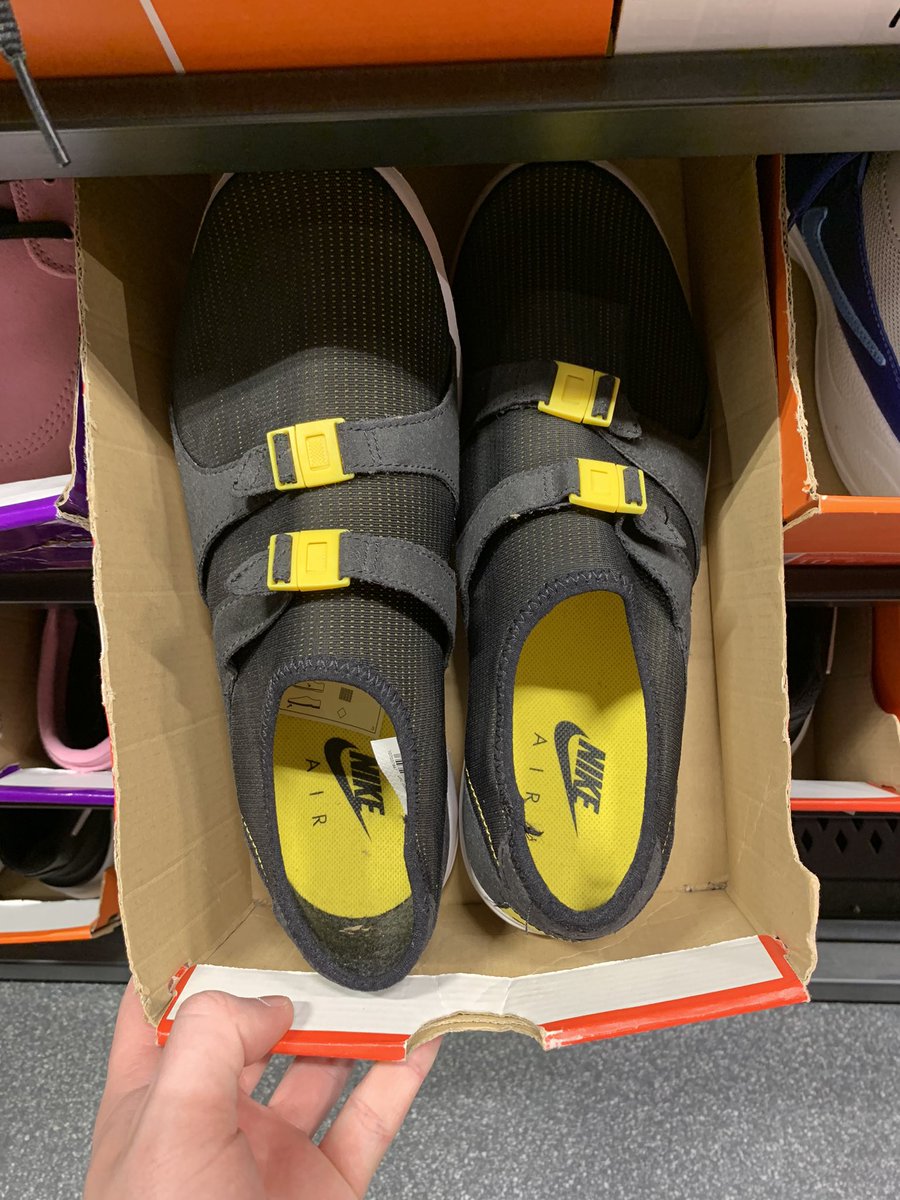 Today at NIKE-Outlet where the real Heat has been taking place 🔥WTF😂