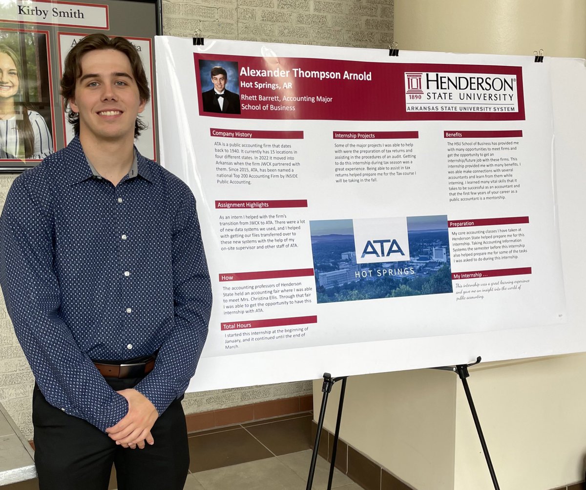 SigTauHSU's tweet photo. #principleoflearning Our chapter President presents his School of Business Internship presentation. #rrf https://t.co/1CuEVAKUZV