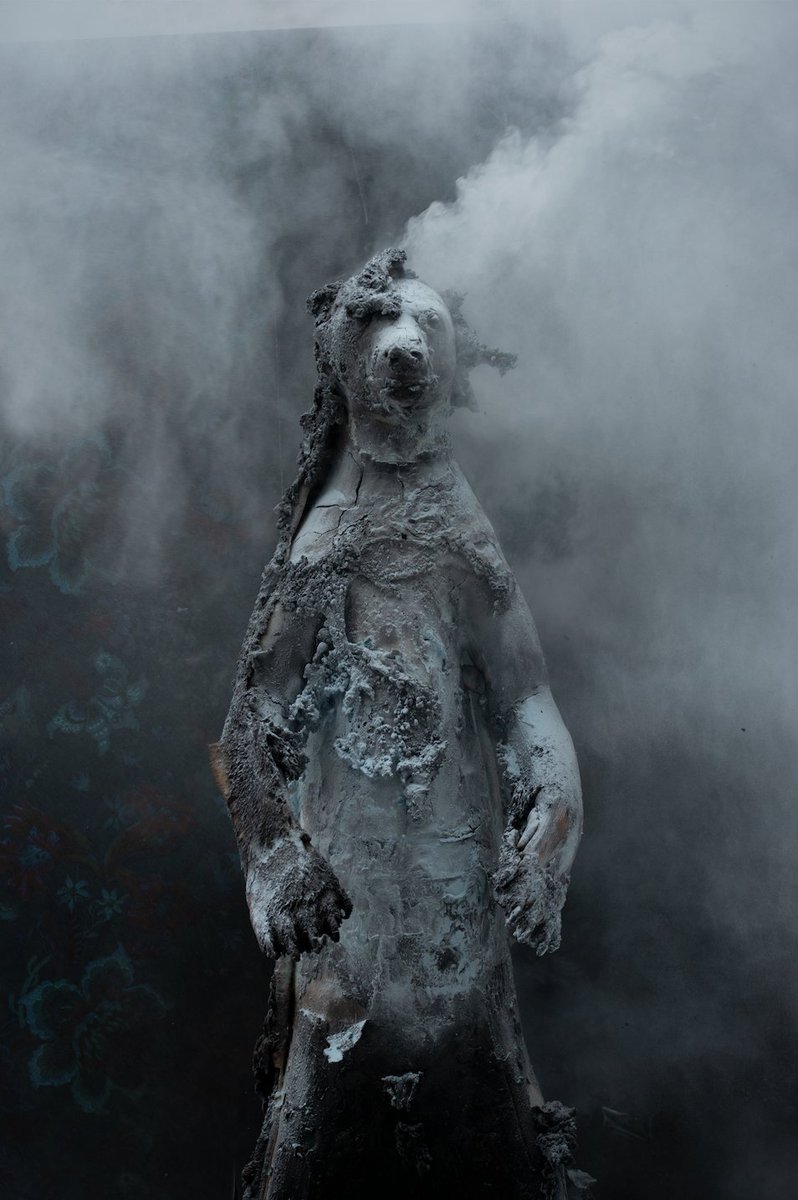 📸Christian Houge’s Residence of Impermanence series, where he sets old trophy animals on fire, has gained a distinct cultural relevance since its launch in 2017. Now, its legacy is carried over on blockchain via 25 NFTs.

Invest picturethis.art/en/nft/houge

#NFTdrops #nftphotography