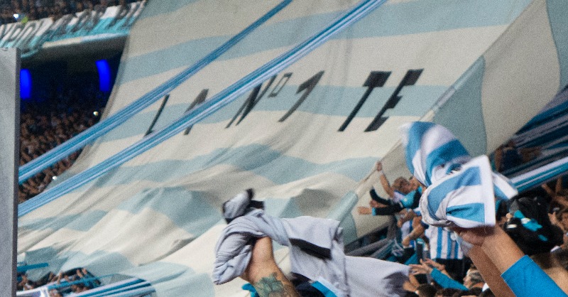 RacingClub's tweet photo. ¡Buenas noches, Racing! 💙

Como siempre, voy a soñar con vos ...

📸 @ojonoro https://t.co/1TD851oQ44