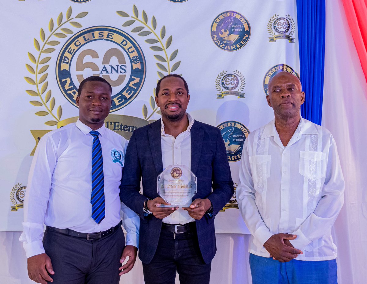 etzeremile's tweet photo. Se te yon gwo onè pou mwen pou resevwa envitasyon Eglise du Nazaréen des GONAÏVES semèn pase pou m te prezante yon konferans sou finans pèsonèl nan okazyon 60è anivèsè legliz la. Yon gwo mèsi pou akèy nou ak apresyasyon nou. BÒN FÈT! https://t.co/pKZigPBegF