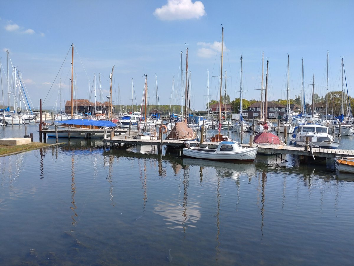 JanNewsom's tweet photo. A wonderful day at #Birdham Marina today. 😎 #WestSussex #Sussex https://t.co/8XLu4EBhai