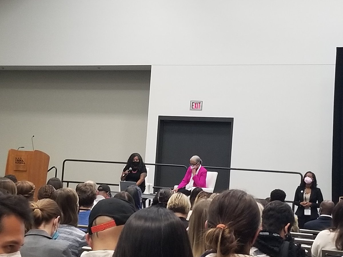 bethtarasawa's tweet photo. So energizing to be back in person at @AERA_EdResearch....now about to be inspired by my shero Gloria Ladson-Billings (GLB)! https://t.co/RqAeqN16lJ