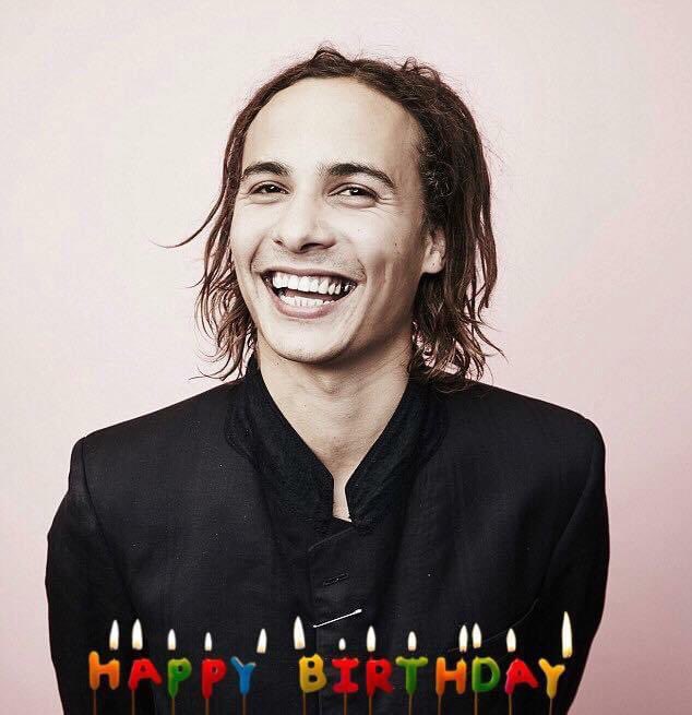 Happy Birthday Frank 🎂🎈🎉
#fearthewalkingdead #feartwd #frankdillane #tinkerwright #happybirthday <a href="/fake_tinker/">Frank Dillane Music</a>