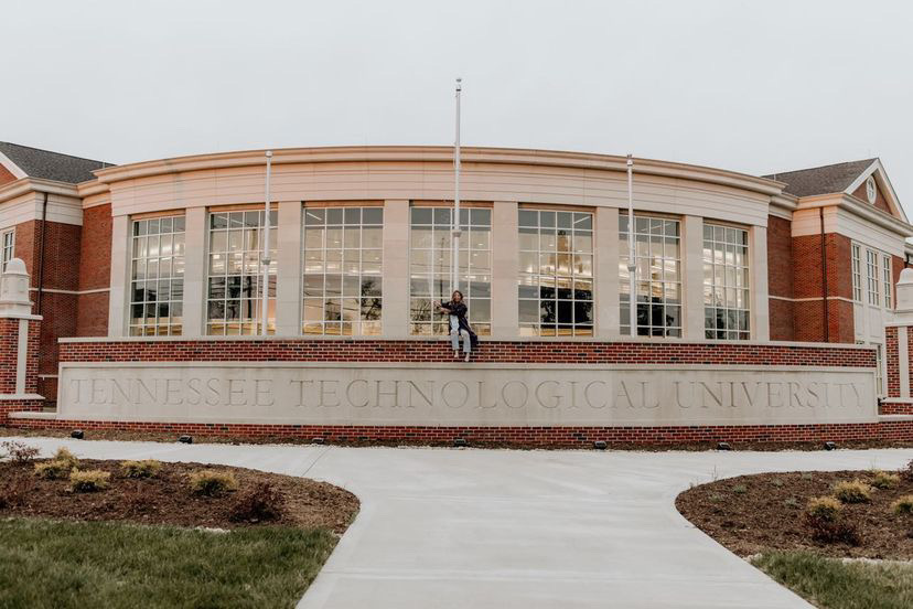 tennesseetech's tweet photo. Just sitting on the new gateway sign in the sunshine, counting down the days to commencement. βοΈπ Spring β22 grads walk across the stage in 16 days! #ThisIsTNTech #TNTechGrad https://t.co/UTfIfHOuzW