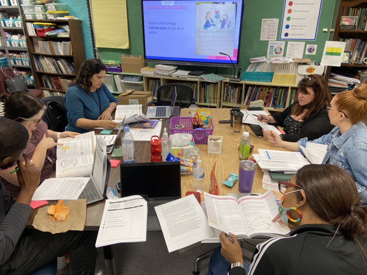 Margot Holmes tweet media