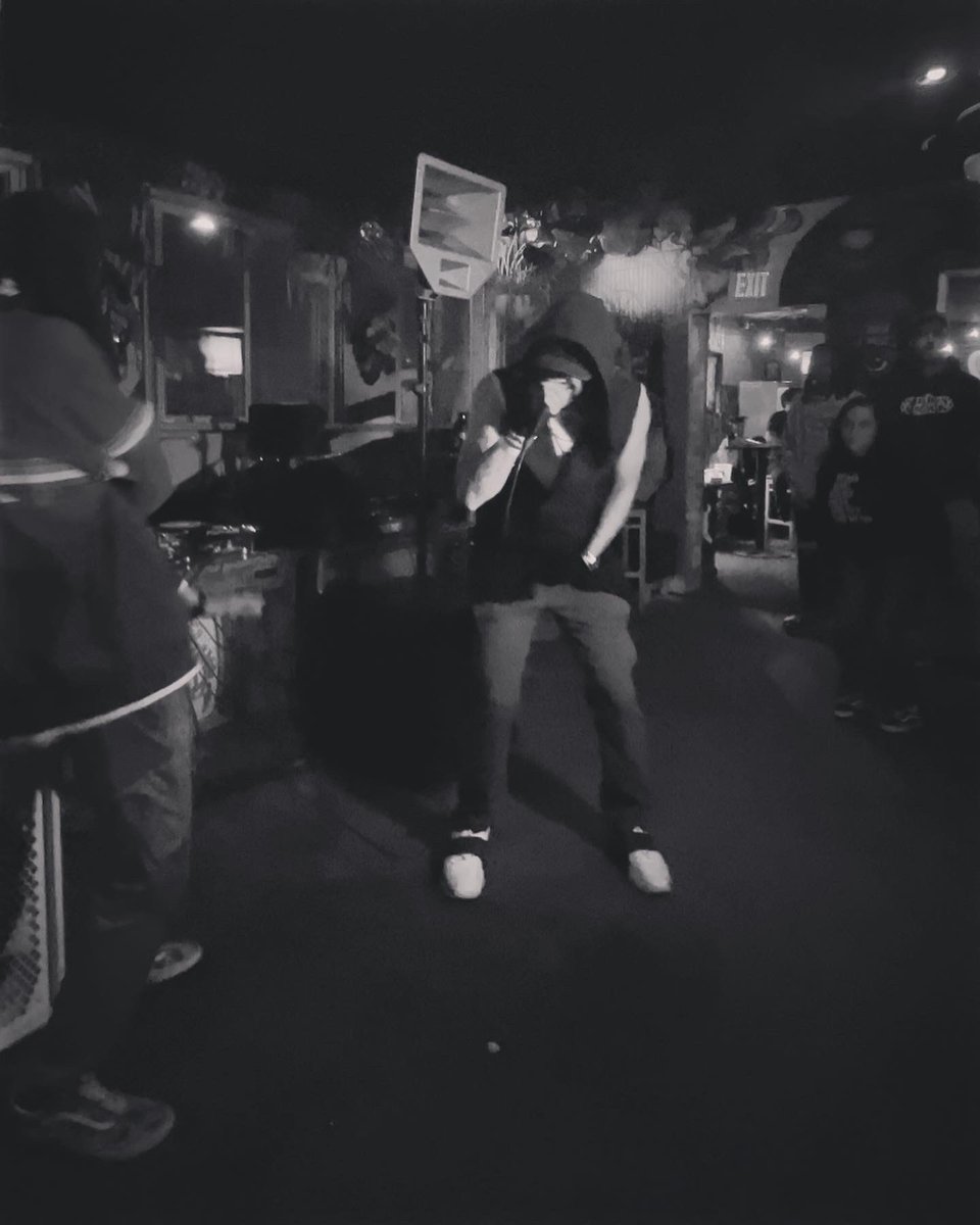 MylesThaMaster's tweet photo. Hope everyone had a great 420!
Shout out to my brotha @SiRiUS_719 for putting together a fun ass set! https://t.co/fVbPo2emRO