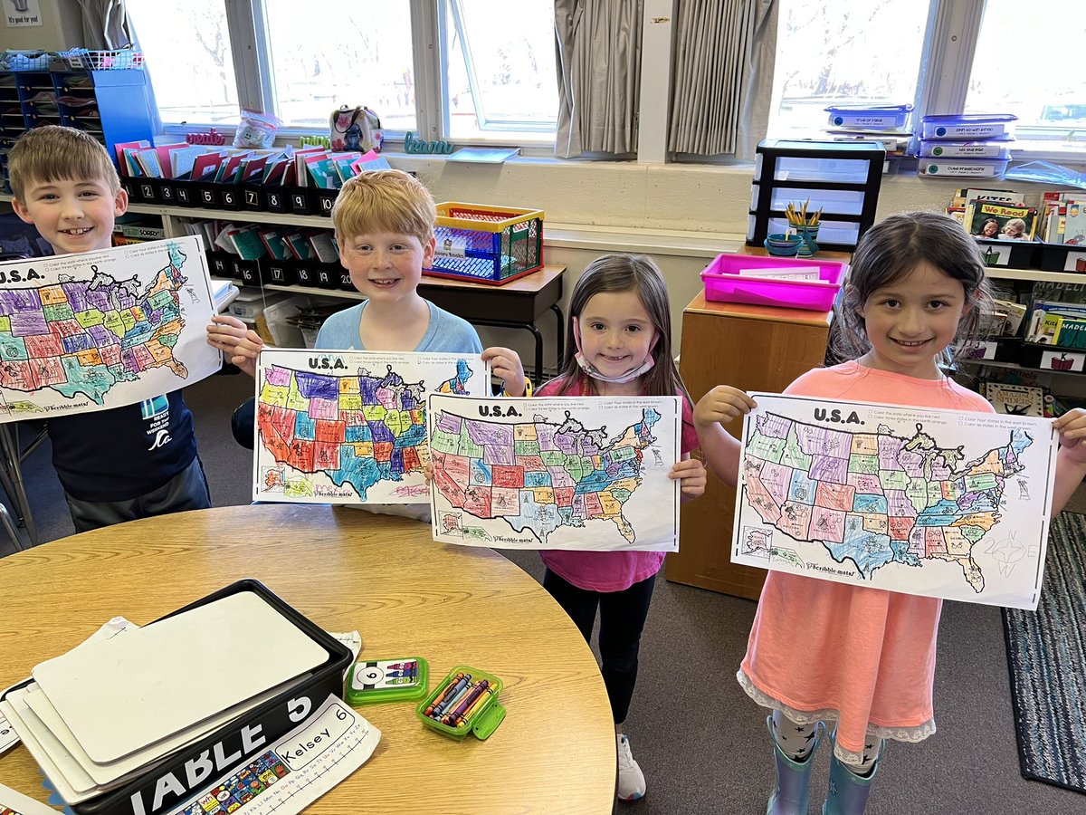 KFieldsBGCS's tweet photo. We can name all 50 states! We’ve been working hard to color in our map of the USA &amp; learn the 50 States Song over the past couple of weeks. 😊😎 @KaraffaAlyssa @BGSchools https://t.co/iJ7anq9unf