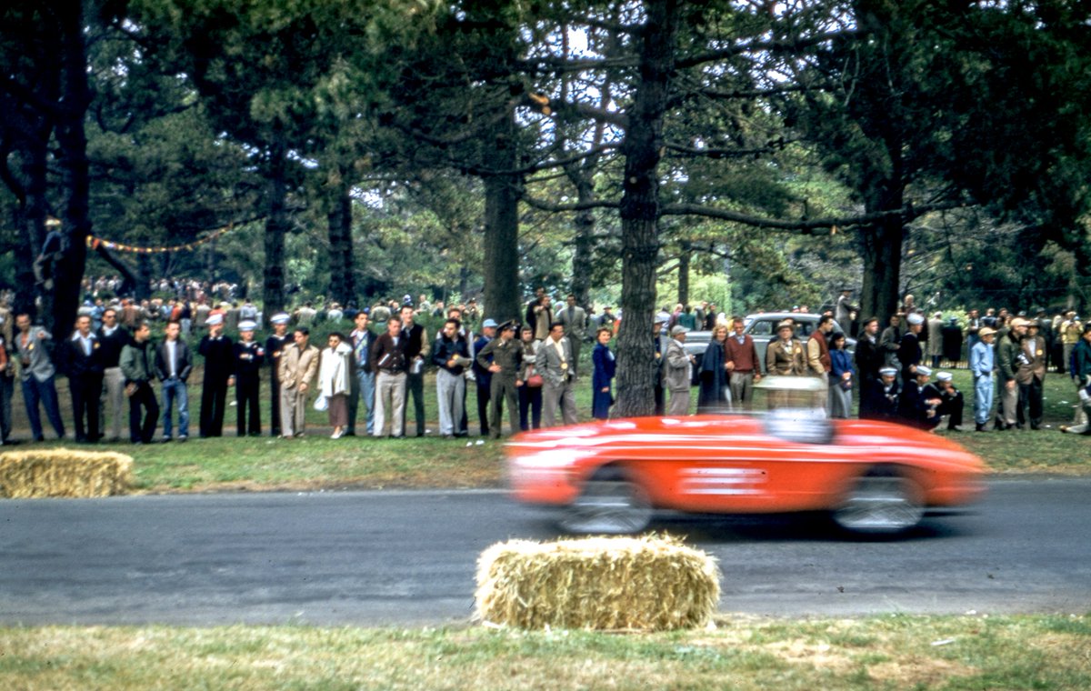 thomashawk's tweet photo. Found some old color slides from 1952 that I think are of the Guardsmen Golden Gate Road Race held in Golden Gate Park back then. #sf #sanfrancisco #foundphoto #vernacularphotography #goldengatepark #guardsmen https://t.co/e5MCmzbYNH https://t.co/9swGQuZCFj