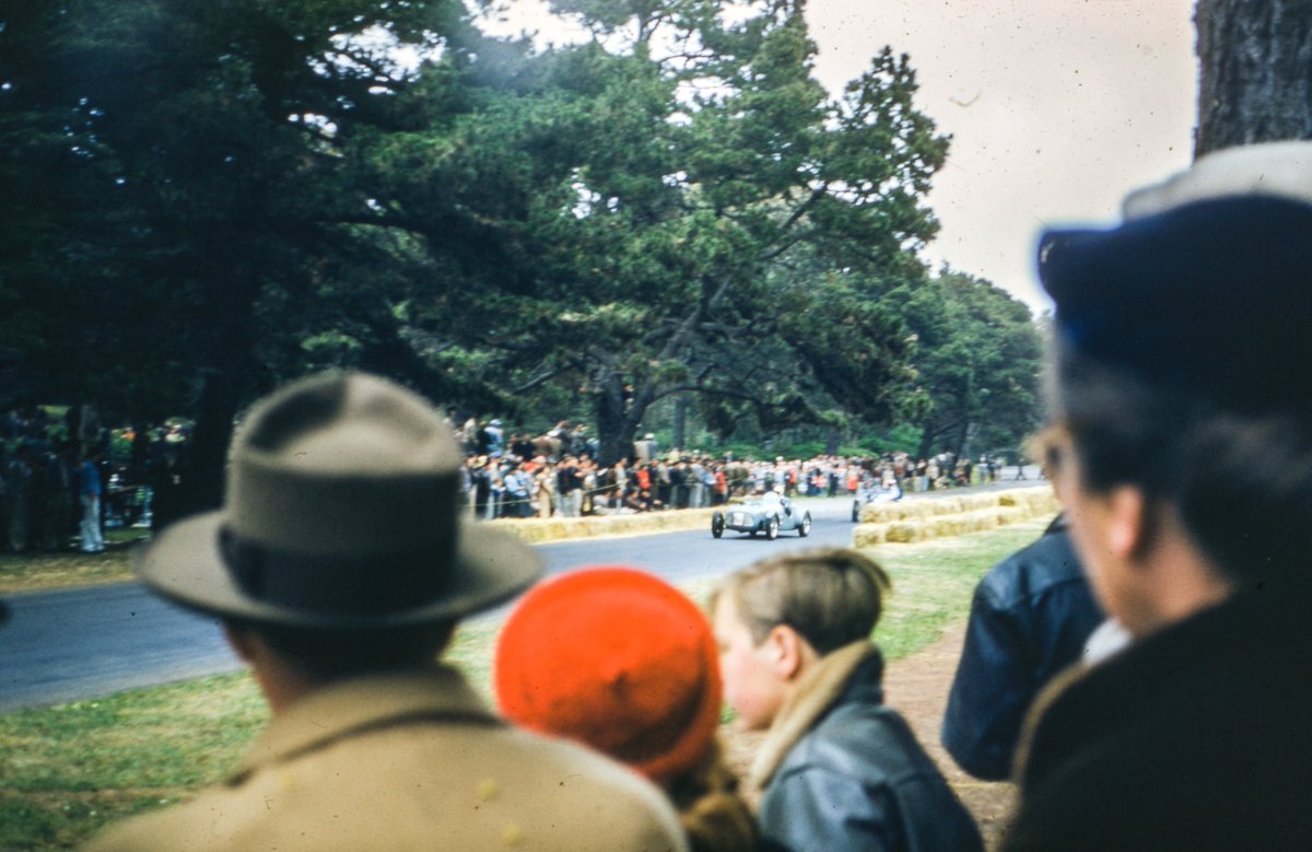 thomashawk's tweet photo. Found some old color slides from 1952 that I think are of the Guardsmen Golden Gate Road Race held in Golden Gate Park back then. #sf #sanfrancisco #foundphoto #vernacularphotography #goldengatepark #guardsmen https://t.co/e5MCmzbYNH https://t.co/9swGQuZCFj