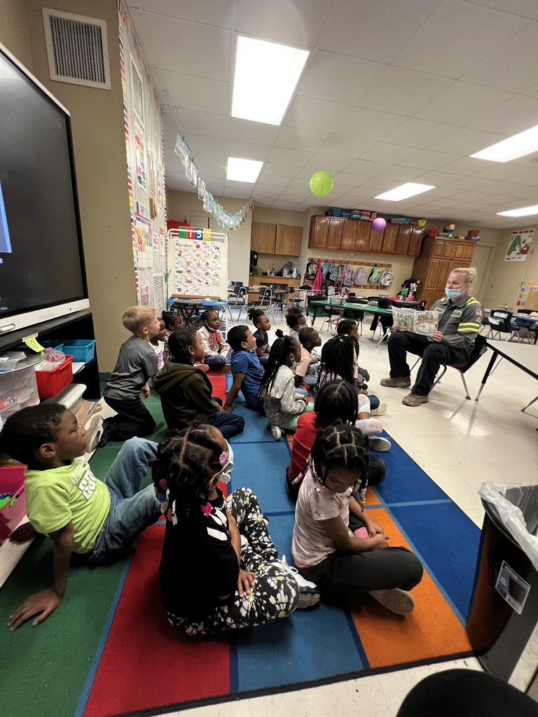 BlyPrimary's tweet photo. Students at Blytheville Primary School enjoyed the Nucor volunteers who came and read to classes yesterday. Thanks for spending time with our students! https://t.co/cHQmCfVpXa
