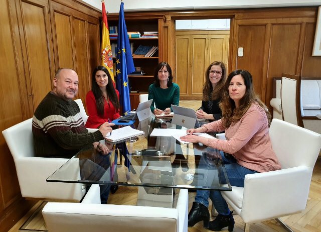 💻 Esta semana han iniciado sus prácticas en #CEJ dos funcionarios en prácticas muy prometedores del Cuerpo Superior de Sistemas y Tecnologías de la Información de la Admón.del Estado <a href="/INAP_ES/">Instituto Nacional de Admón. Pública</a>
Es una suerte contar con su punto de vista en dos de los proyectos digitales del Centro