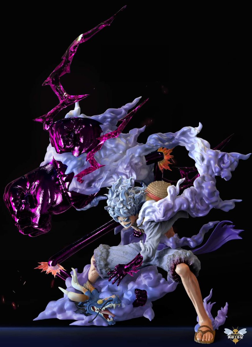 kidankas's tweet photo. C'est la plus grande figurine de l'histoire Luffy est incroyable https://t.co/aVZvcxcGIy