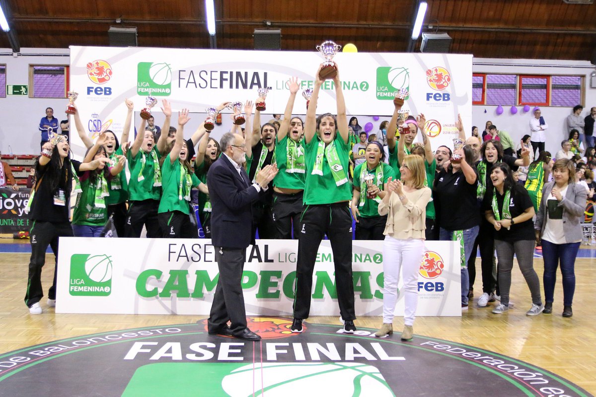 Se despide de las canchas un referente de <a href="/Araski/">Araski AES</a>. Todo un ejemplo de capitana, de compañera, de jugadora y de gasteiztarra que ya forma parte de la historia del club y de #VitoriaGasteiz. 
Eskerrik asko eta zorte on <a href="/laupa1313/">Laura Pardo</a>!
