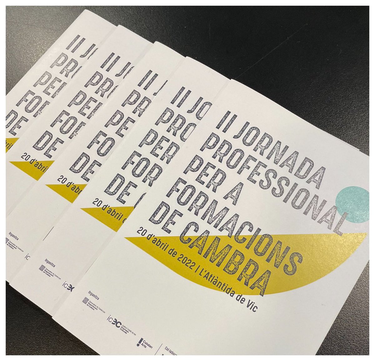 TempusTrio's tweet photo. 🔝Una especial menció a les fantàstiques actuacions de @KamBrassQuintet #neuma #triocapmany !! Bravo!!
Esperem que aquesta iniciativa sigui un impuls per a la música de cambra del nostre país. #catalanmusic #musicadecambra #jornades #cuartetocasals #somimpuls #somicec https://t.co/4yXs9Fiv53