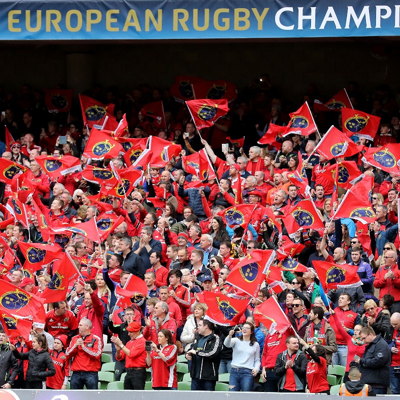Munsterrugby's tweet photo. π©π Not that we're surprised, but it certainly stops us in our tracks when we see our fantastic supporters getting behind us time & time again π€©
π Over 16,500 tickets already sold in the first 24-hours for #MUNvTOU in the #HeinekenChampionsCup QF!
#MunsterMarchOn #SUAF π΄