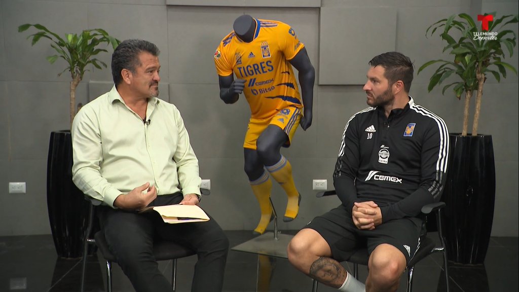 futmxweb's tweet photo. De goleador a goleador, Gignac es entrevistado por Hermosillo https://t.co/NRasWGb1fh #golmx https://t.co/PoP9r62kar