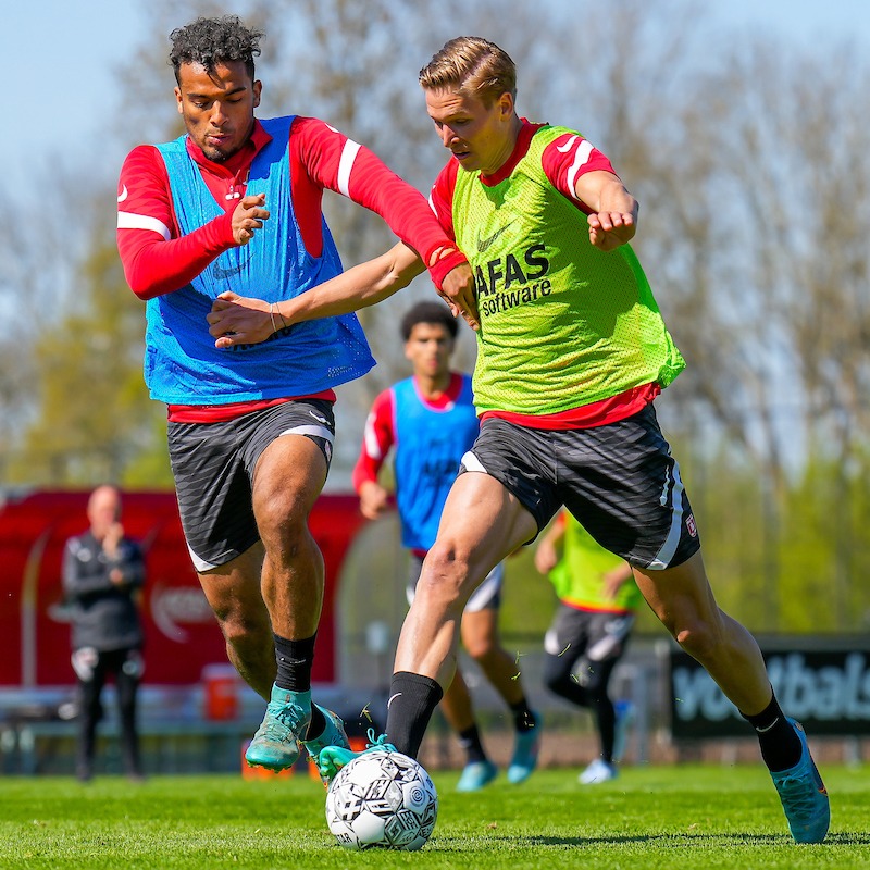 AZAlkmaar's tweet photo. 💪 Jelle on his way back!
🗣️ "Verwacht einde seizoen te halen."
#AZ #JD19 #OneOfOurOwn
