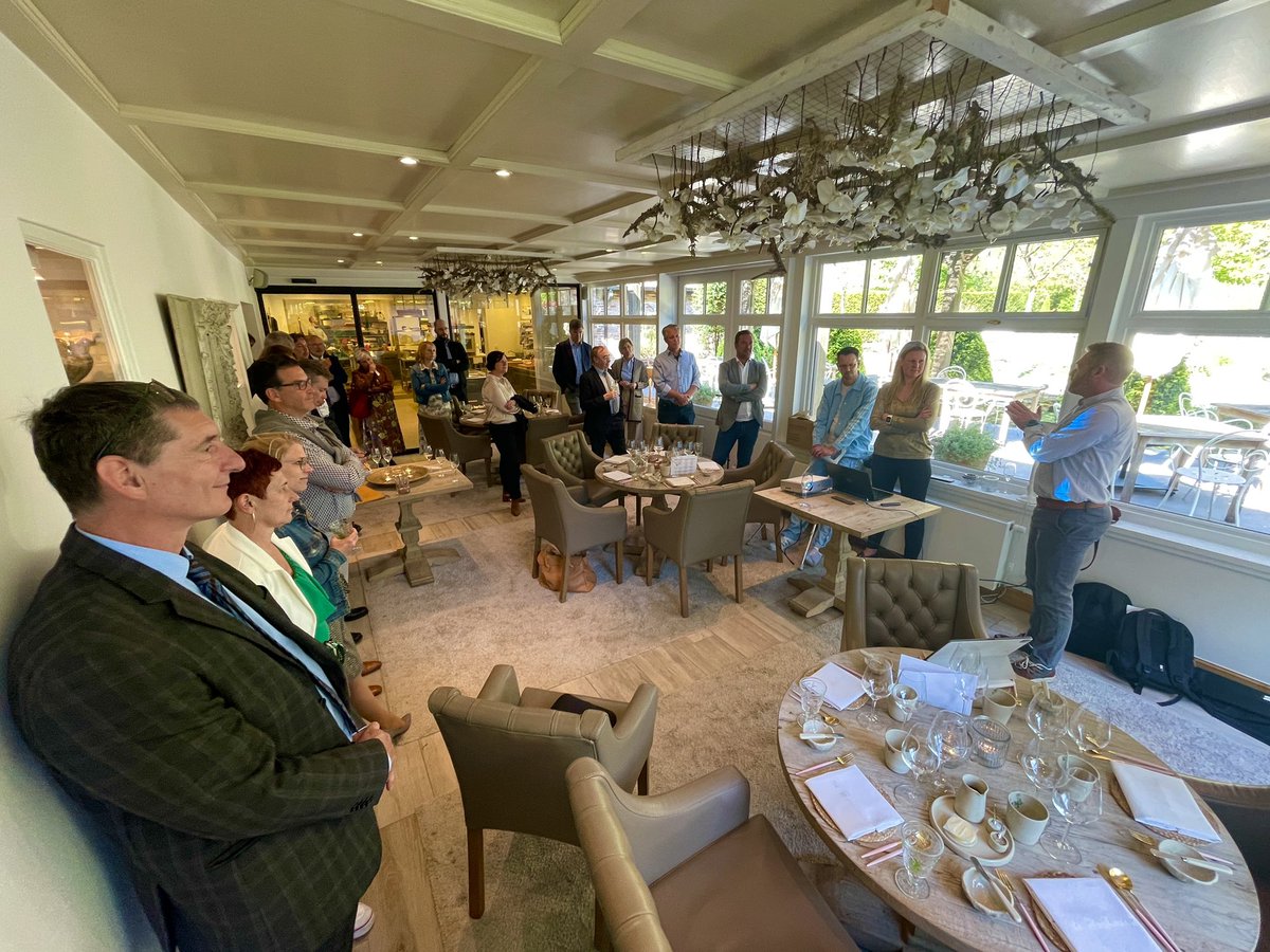 Bart Collet tweet media