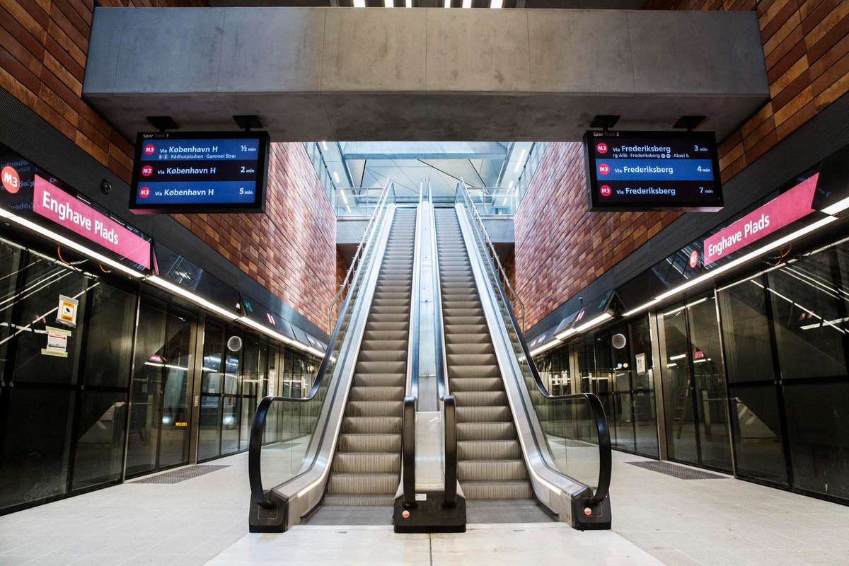 ADSK_Construct's tweet image. “We see Autodesk Build as a key component in automating some of our repetitive workflows,” says Joe Rasmussen, project manager with Copenhagen Metro. 
Read how his team is collaborating better with #standardization ➡️  autode.sk/3Ey5uLe