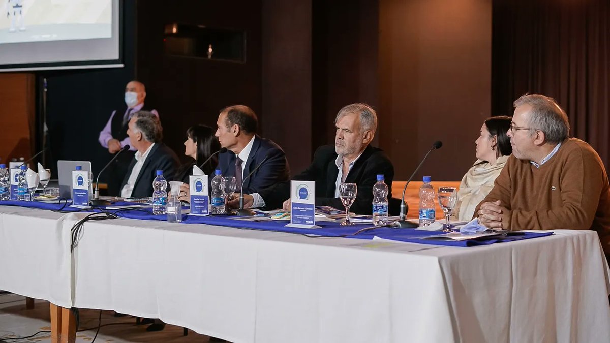 sofiasanucci's tweet photo. #HOY 👉 Tuvimoz la 1ra sesión 2022 del @copronafnqn junto con @lernergabriel 👉🏼 Secretario Nacional de Niñez, Adolescencia y Familia del @MDSNacion
El #COPRONAF es un órgano consultivo y de asesoramiento en el diseño y planificación de las políticas públicas sobre las niñeces https://t.co/rjyqkWtEoy