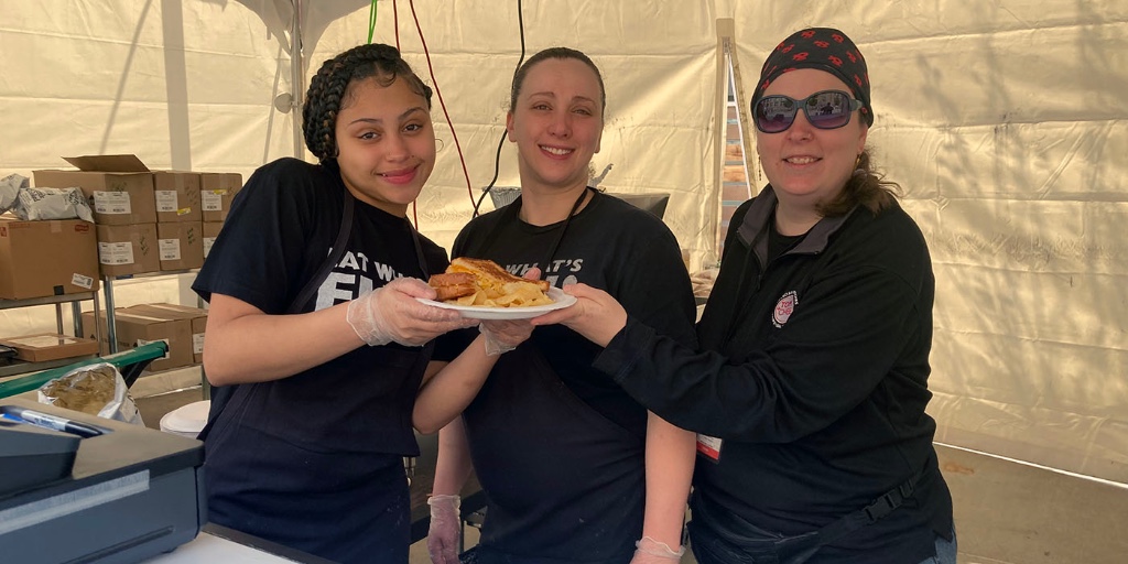 okcimprov's tweet photo. Come and support OKC Improv as we partner with Tom & Chee at BOTH locations (Tom & Chee & Tom & Chee) and the Arts Council Oklahoma City - we’re serving up some delicious sandwiches at the OKC Festival of the Arts 2022! Great Food! Great Arts! Great FUN! #PlazaProv #Booth20 https://t.co/RBY5W9in1l