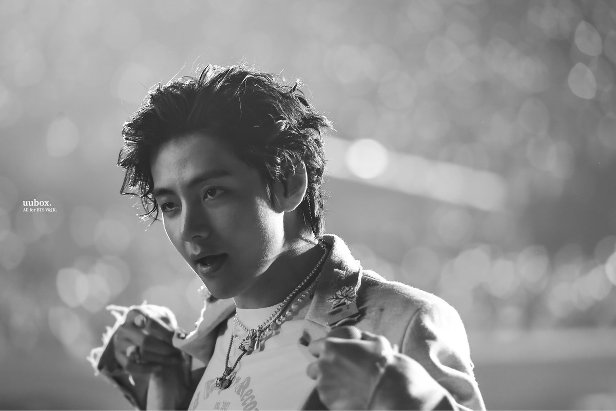 uu_box_'s tweet photo. 220415 PTD ON STAGE in Las Vegas

"True Love"

#태형 #뷔 #V #BTSV 
#PTD_ON_STAGE_LasVegas  
#BTS #방탄소년단 @BTS_twt https://t.co/edS4f7YR2x
