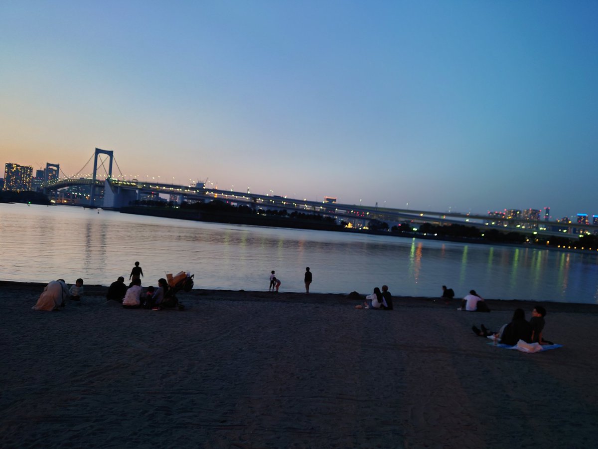 toshiayunoroke's tweet photo. この間あゆとお台場デートをしました。

昔からの夢見てたデートコースだったので、ようやく夢が叶った！

大好きな人と行くお台場はいつもよりも数倍綺麗に感じました😁😁 https://t.co/JciVY8NIlP