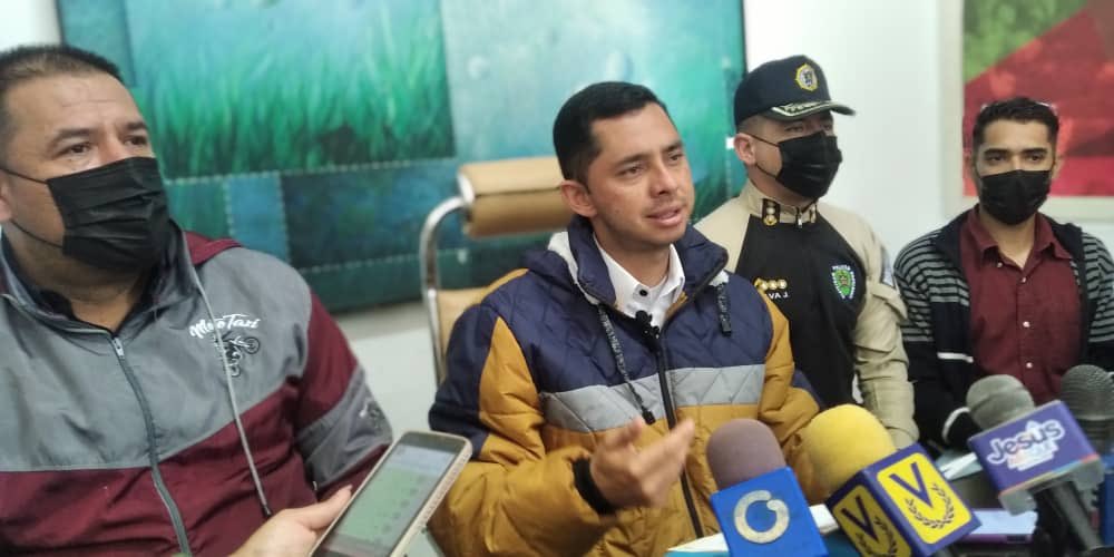 #21abril Alcalde <a href="/Jesusaraque21/">Jesús Araque.</a> ofrece rueda de prensa Balance de Semana Santa 2022