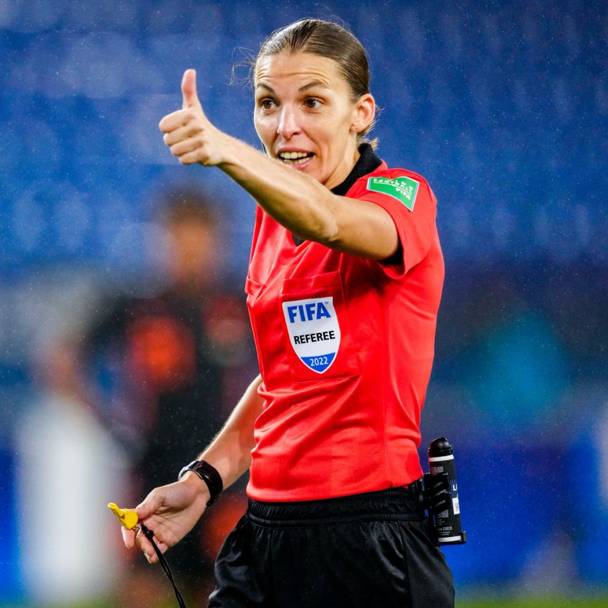 Stéphanie Frappart vai ser a primeira mulher a arbitrar a final masculina da Taça de França.