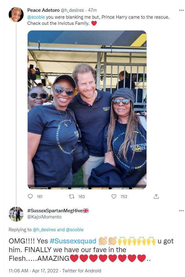 NaomiSky_15's tweet photo. CR @MeghansMole these vile woman are getting hugs from HARRY?! #Protect #TheQueen from Harry! #Protect #TheCambridgeFamily and #Prorect #PrinceCharles @richardaeden https://t.co/ZEtz1j7rgk