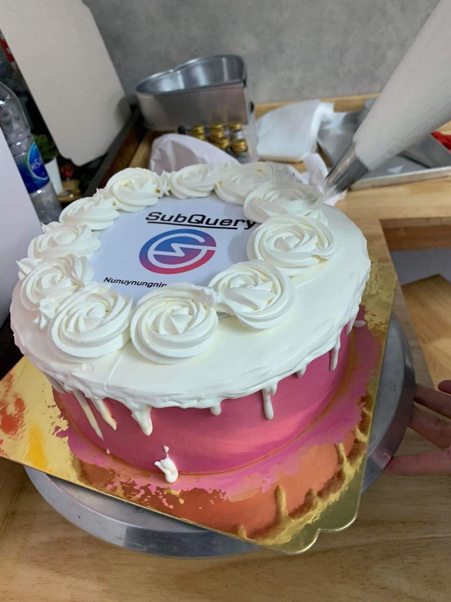 NuNoyDeFi's tweet image. My cake 2 colors 2 designs for subquery ☺️
@SubQueryNetwork🎂 
@PThanate
@RoongPok
@mynamelily

#web3 #SubqueryFood #SubqueryApril #SubqueryHandmade
